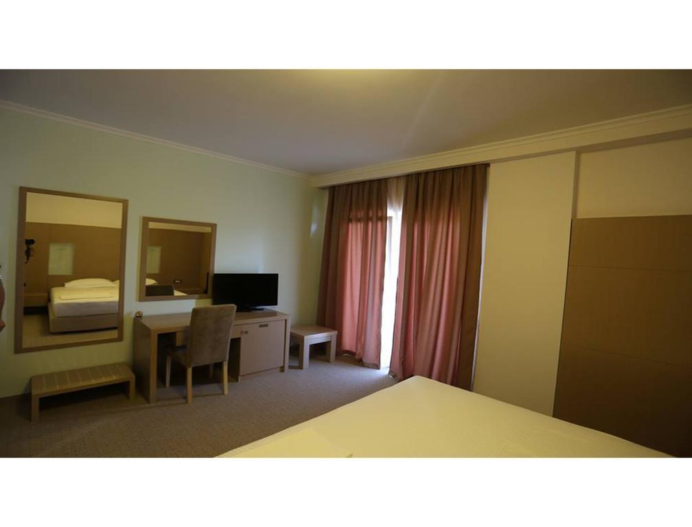 Hotel Voloreka Tushemisht Kamer foto