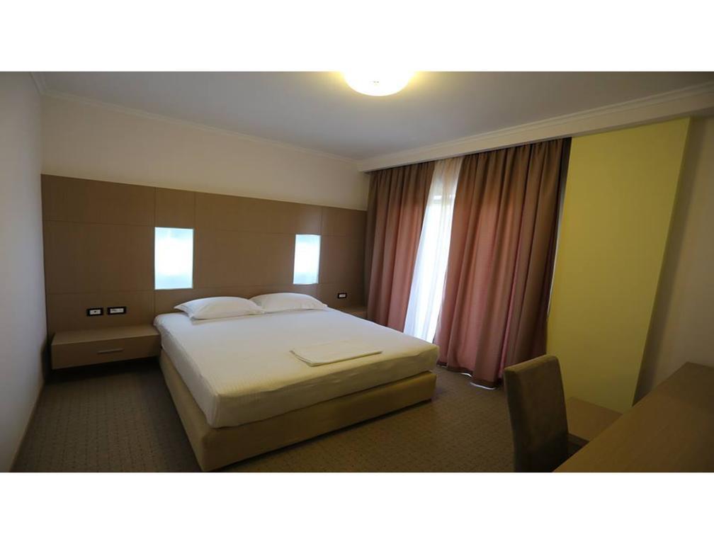 Hotel Voloreka Tushemisht Kamer foto
