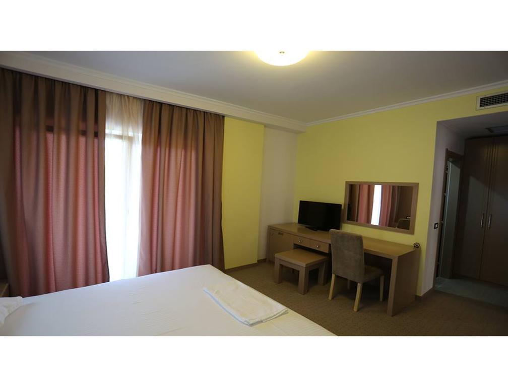 Hotel Voloreka Tushemisht Kamer foto