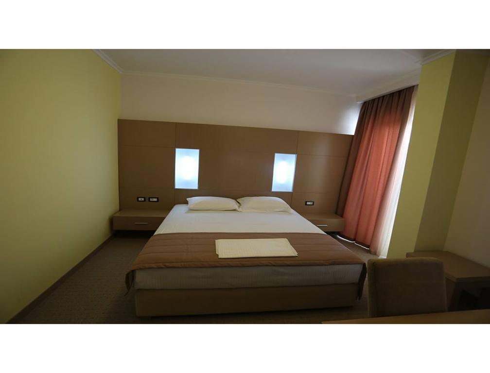 Hotel Voloreka Tushemisht Kamer foto